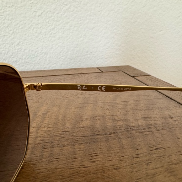 Ray-Ban Hexagonal Sunglasses - Picture 10 of 11